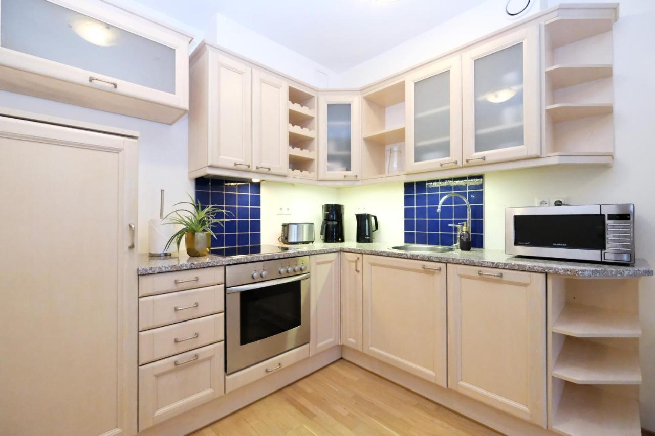 Tallinn City Apartments Roosikrantsi Ngoại thất bức ảnh