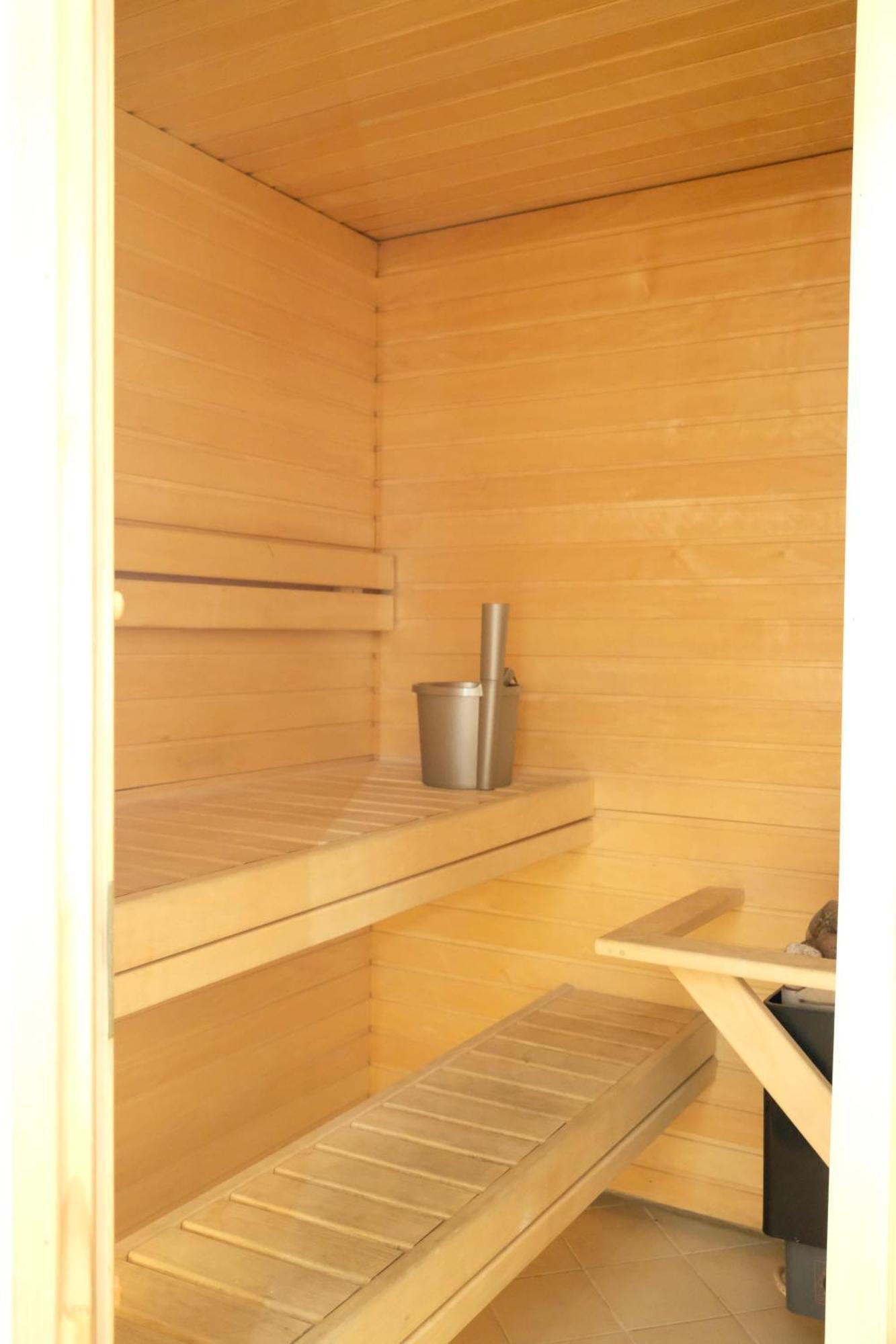 Tallinn City Apartments Roosikrantsi Ngoại thất bức ảnh